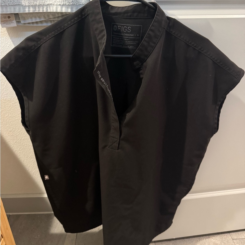 Figs Black Top